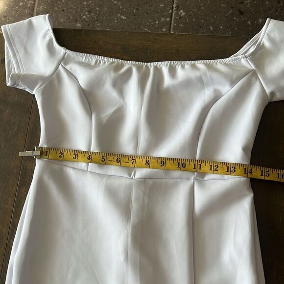 Elegant Off Shoulder High Slit Formal Party Long Red Mermaid Dress - Picture 9 of 11